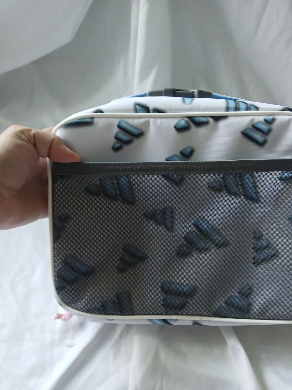 NWT ADIDAS LUNCH BOX BAG INSULATED LOGO 7 1/2 X 10 Baby Blue With Teal